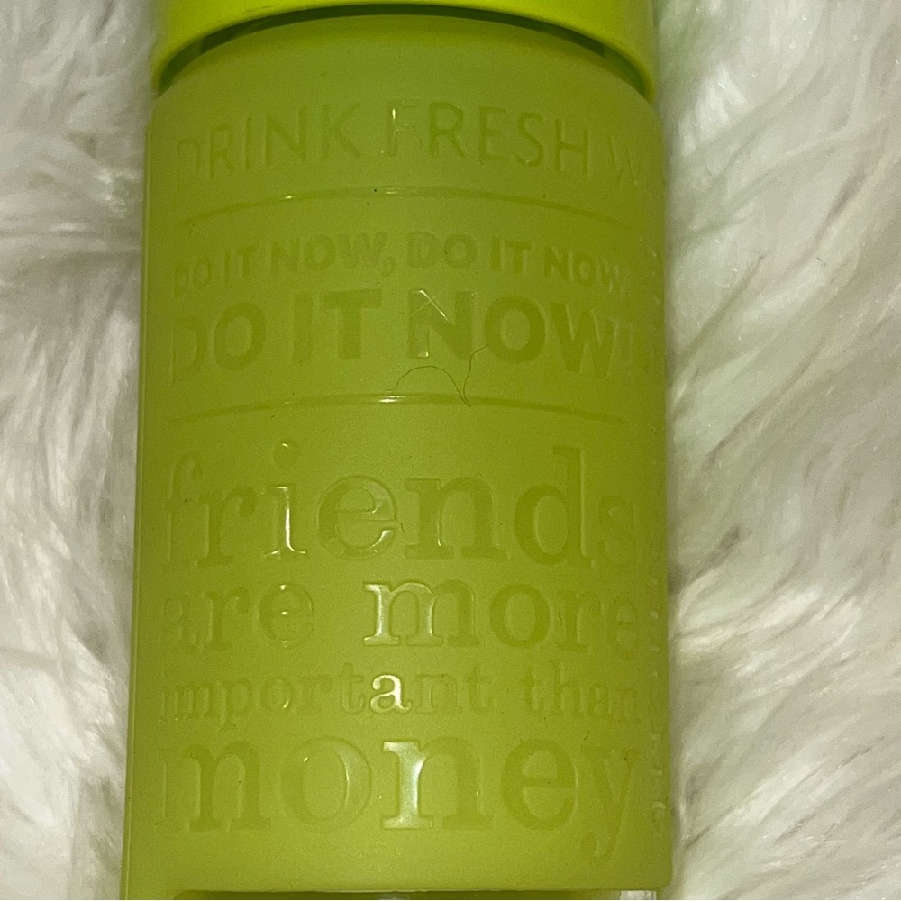lululemon Pure Focus Glass Water Bottle - Picture 7 of 11